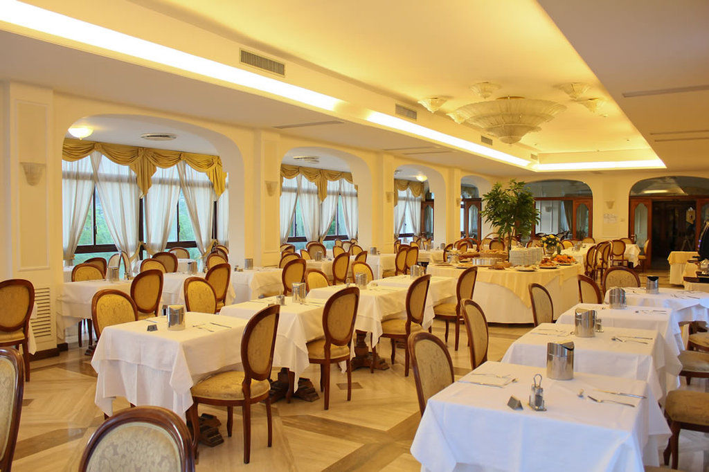 Hotel Grand Hermitage 4*
